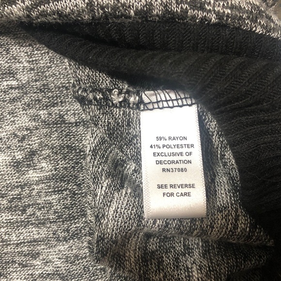 Cato Black and Gray Knit Sweater - Picture 4 of 5